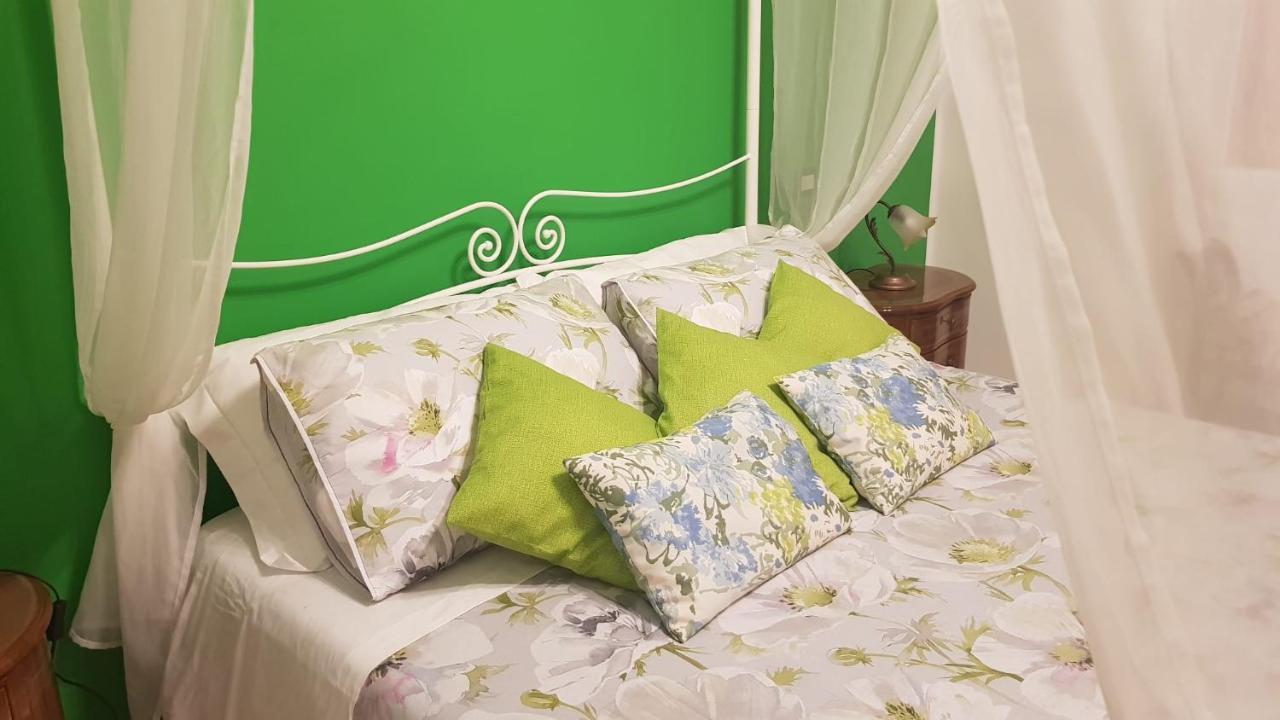 Amanda'S Dream Apartment Таранто Екстериор снимка