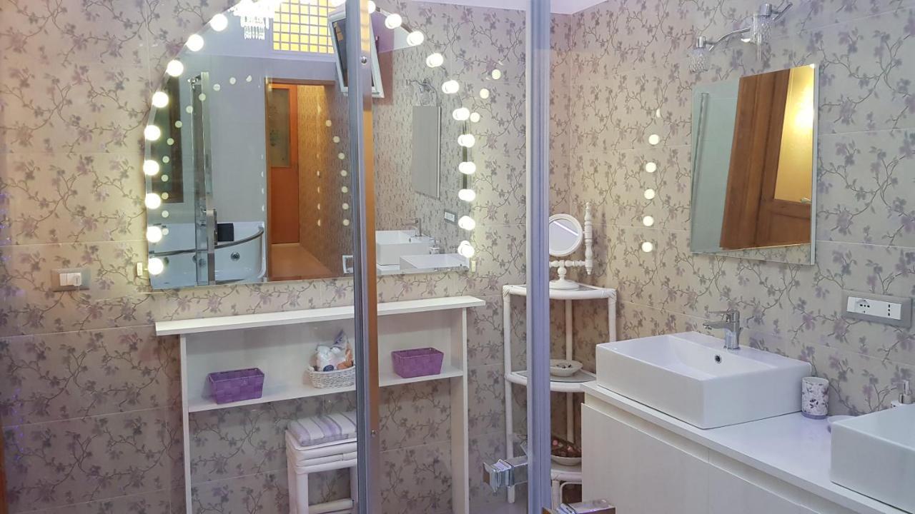 Amanda'S Dream Apartment Таранто Екстериор снимка