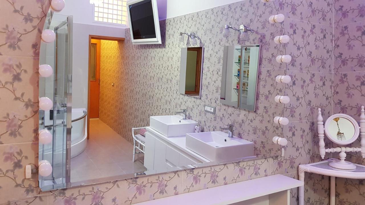 Amanda'S Dream Apartment Таранто Екстериор снимка